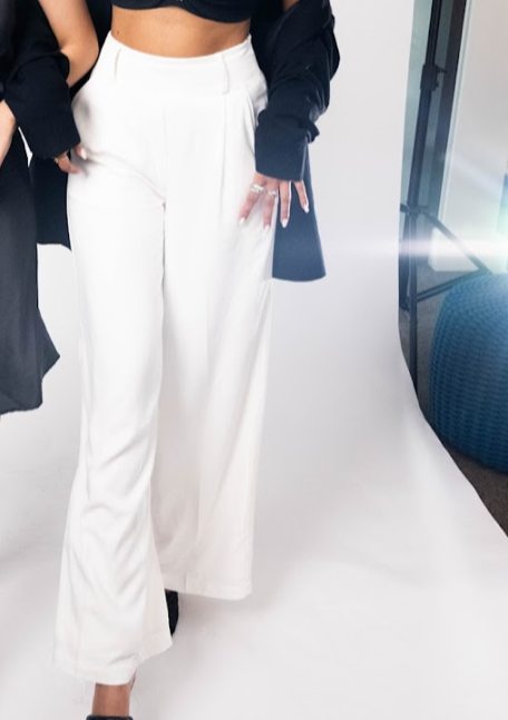 Baellazo Linen Pants - White